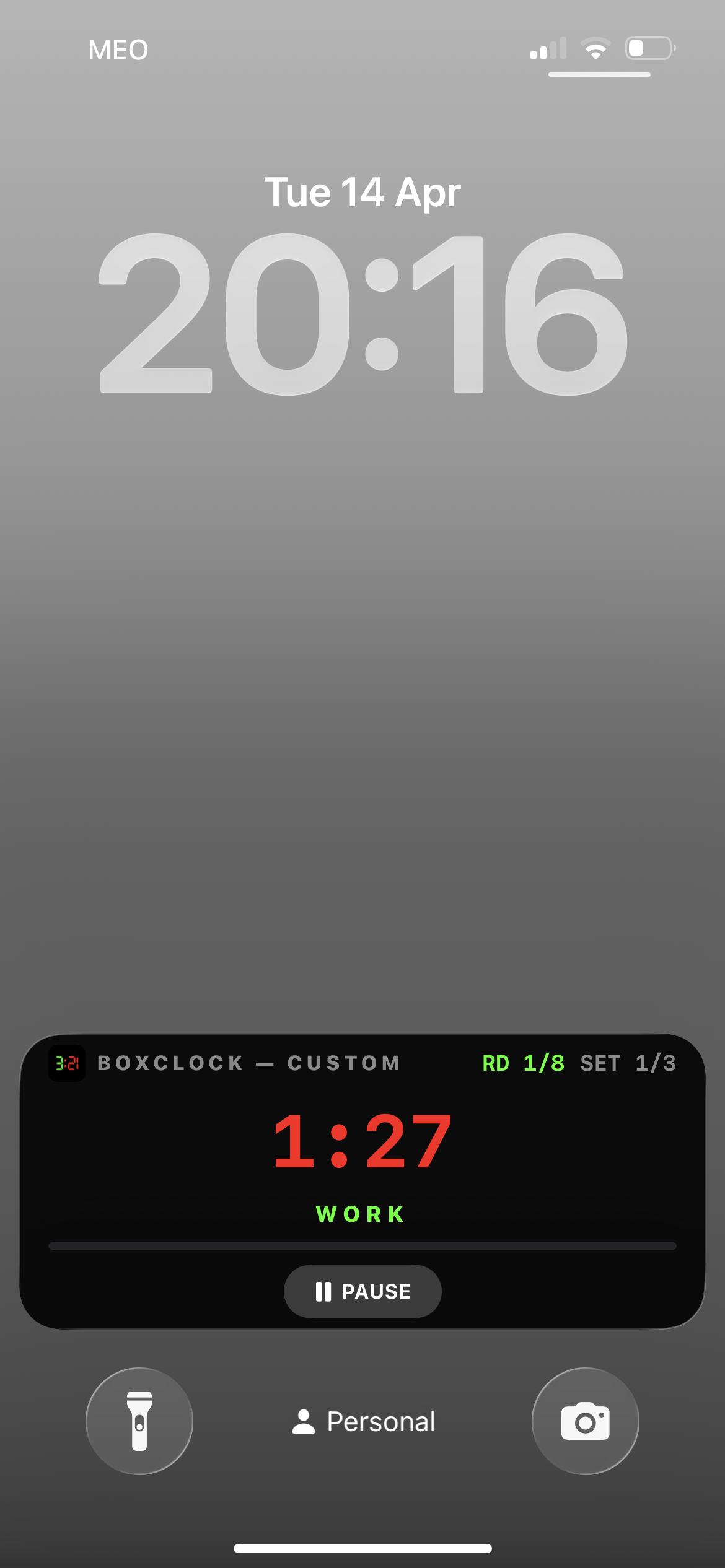 BoxClock Live Activity showing Custom timer in Work state with round counter on lock screen